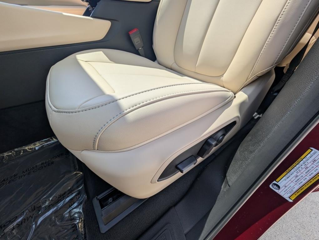 new 2025 Jeep Grand Cherokee L car, priced at $47,452