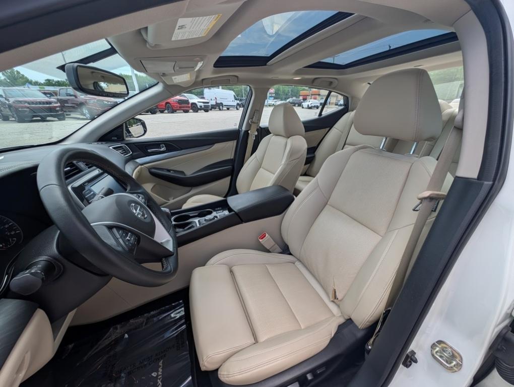 used 2018 Nissan Maxima car, priced at $19,911