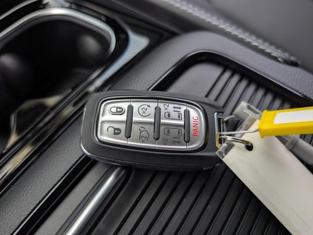 new 2025 Chrysler Pacifica car, priced at $48,520
