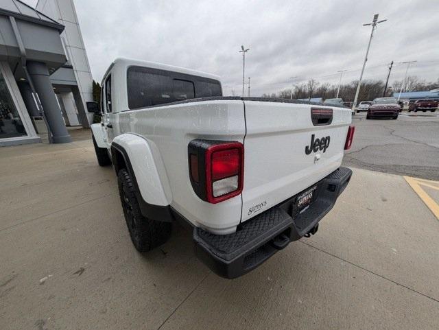 new 2025 Jeep Gladiator car, priced at $44,140