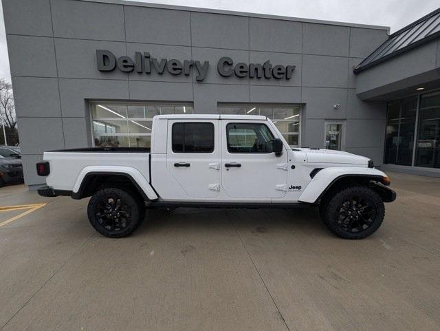 new 2025 Jeep Gladiator car, priced at $44,140