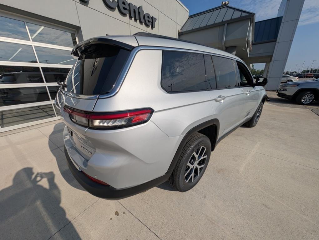 new 2025 Jeep Grand Cherokee L car, priced at $43,110