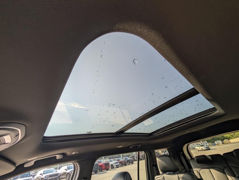 new 2025 Jeep Grand Cherokee L car, priced at $43,110