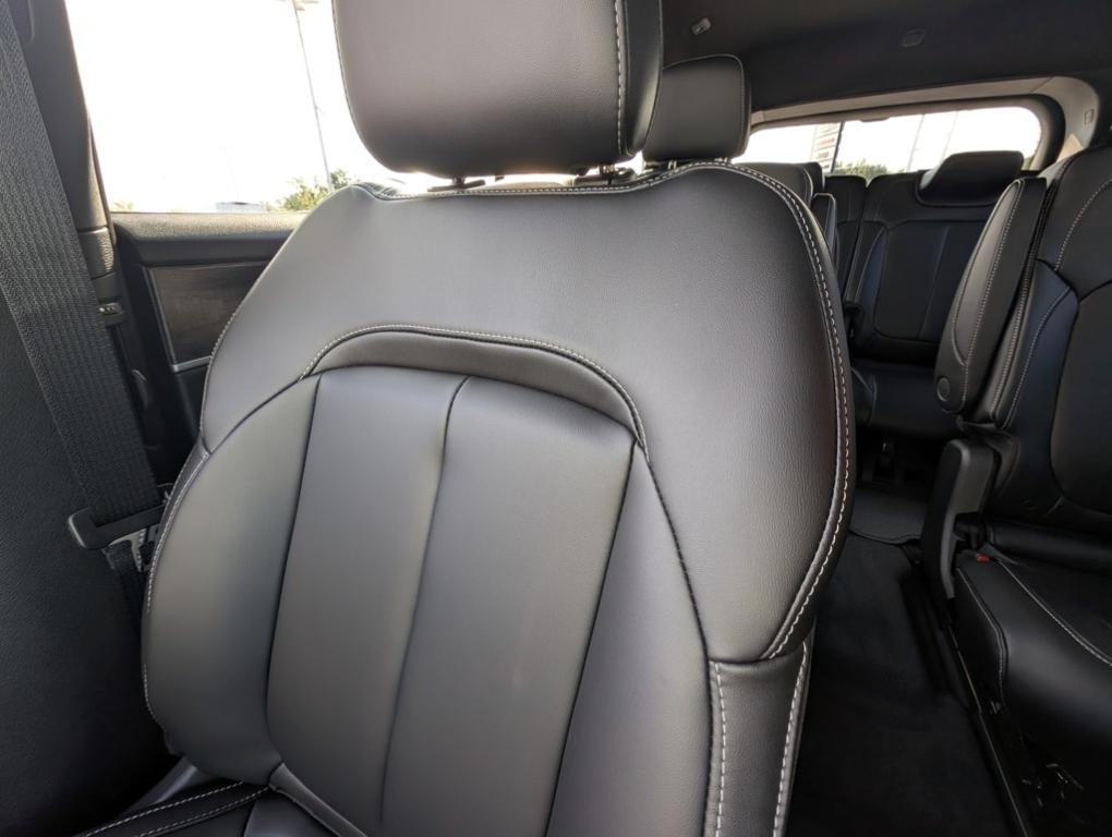 new 2025 Jeep Grand Cherokee L car, priced at $43,110