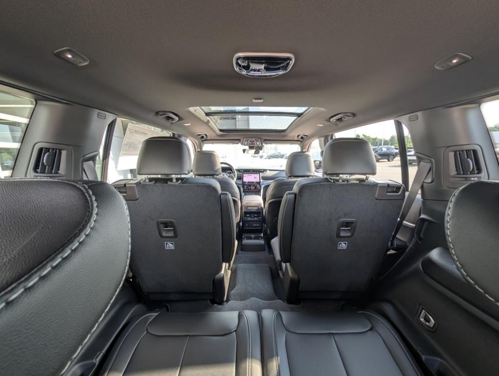 new 2025 Jeep Grand Cherokee L car, priced at $43,110