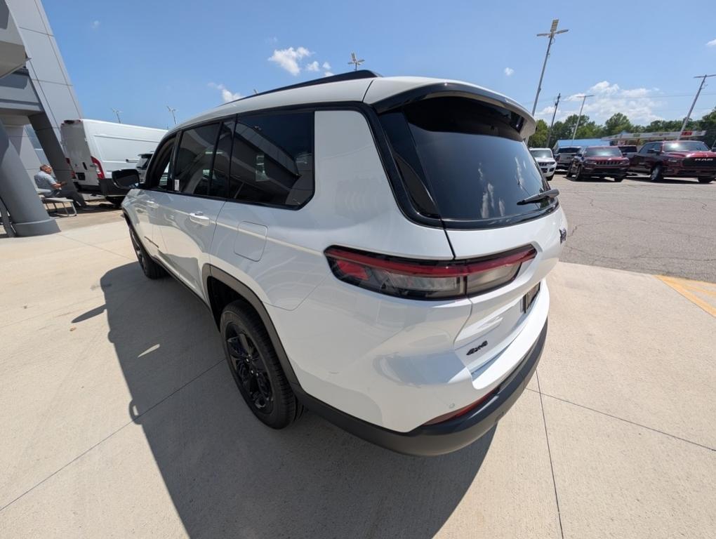 new 2025 Jeep Grand Cherokee L car, priced at $49,273