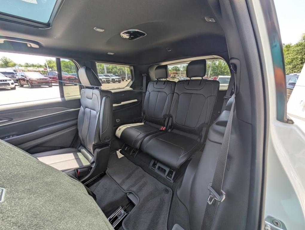 new 2025 Jeep Grand Cherokee L car, priced at $49,273