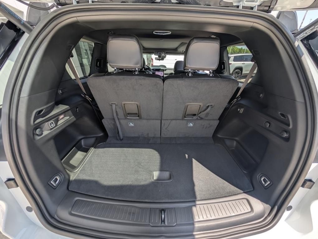 new 2025 Jeep Grand Cherokee L car, priced at $49,273