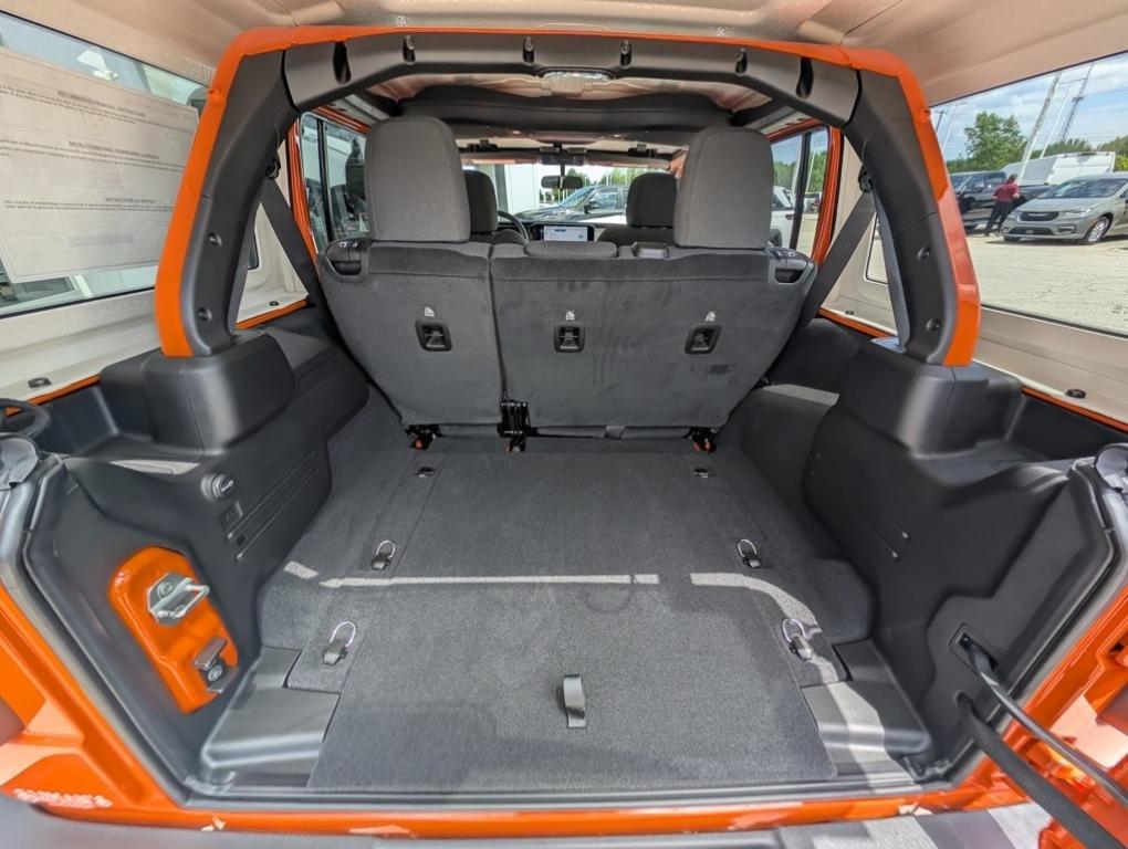 new 2025 Jeep Wrangler car, priced at $40,520