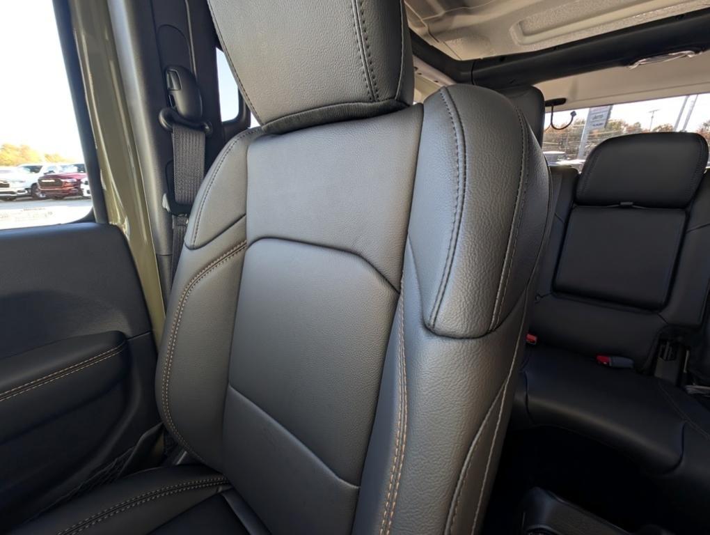 new 2026 Jeep Wrangler car, priced at $55,370