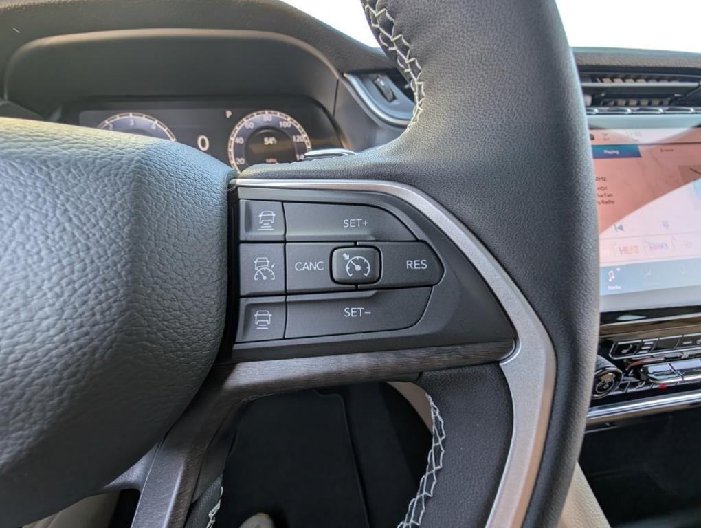 new 2025 Jeep Grand Cherokee car, priced at $47,760