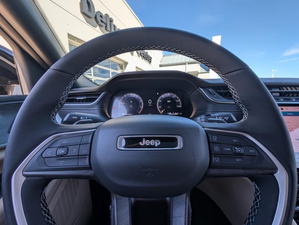 new 2025 Jeep Grand Cherokee car, priced at $47,760
