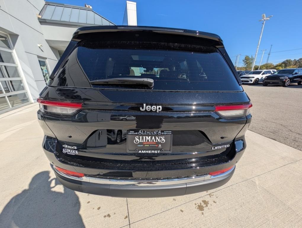 new 2025 Jeep Grand Cherokee car, priced at $47,760