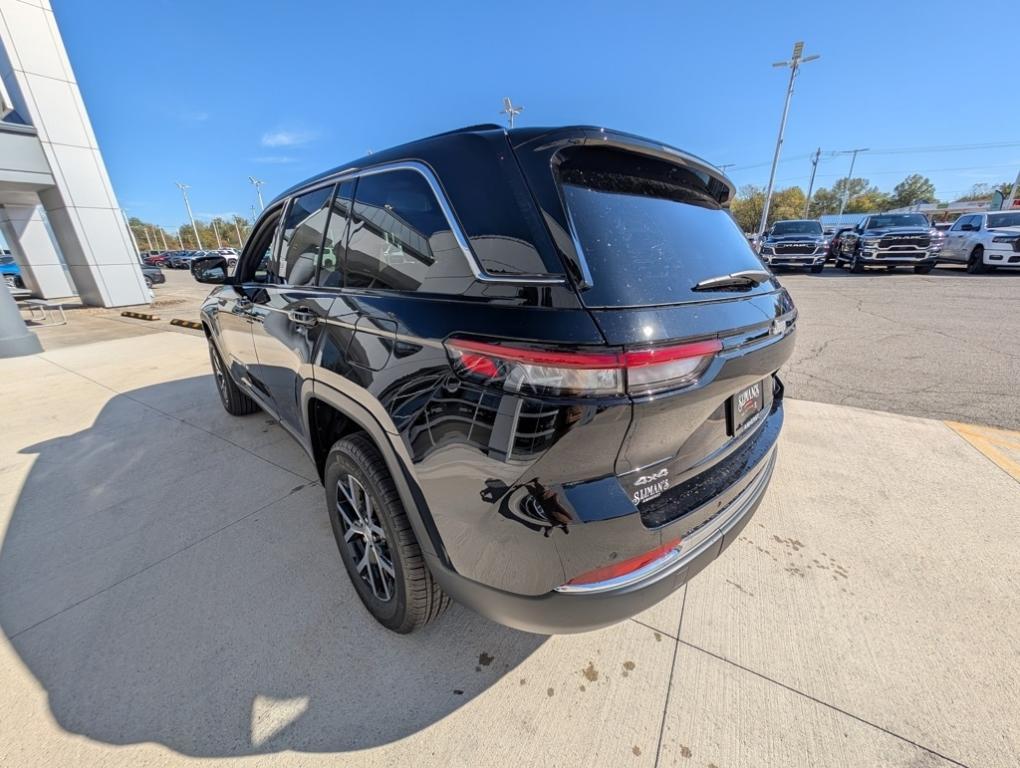 new 2025 Jeep Grand Cherokee car, priced at $47,760