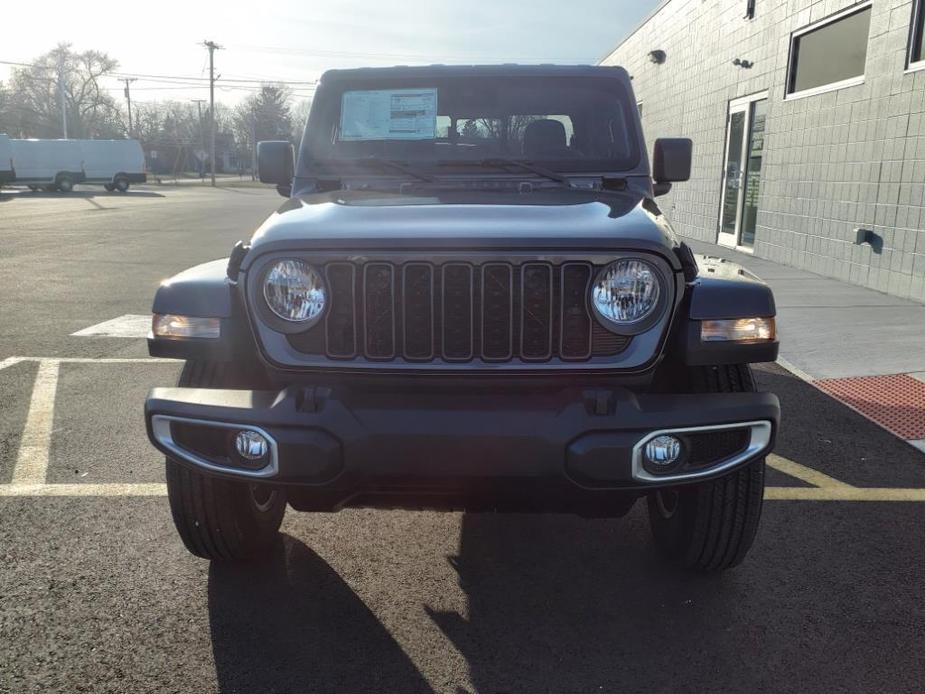 new 2024 Jeep Gladiator car, priced at $45,142