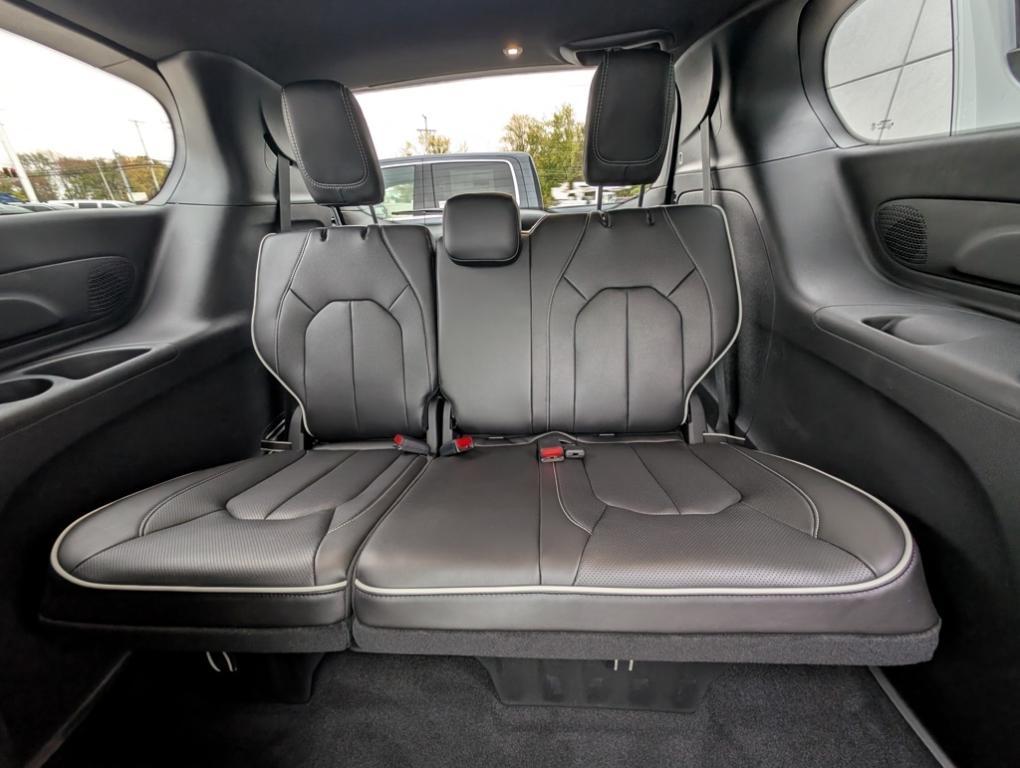 new 2026 Chrysler Pacifica car, priced at $53,745