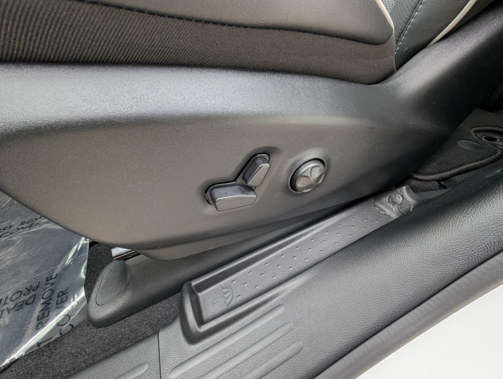 new 2026 Chrysler Pacifica car, priced at $53,745