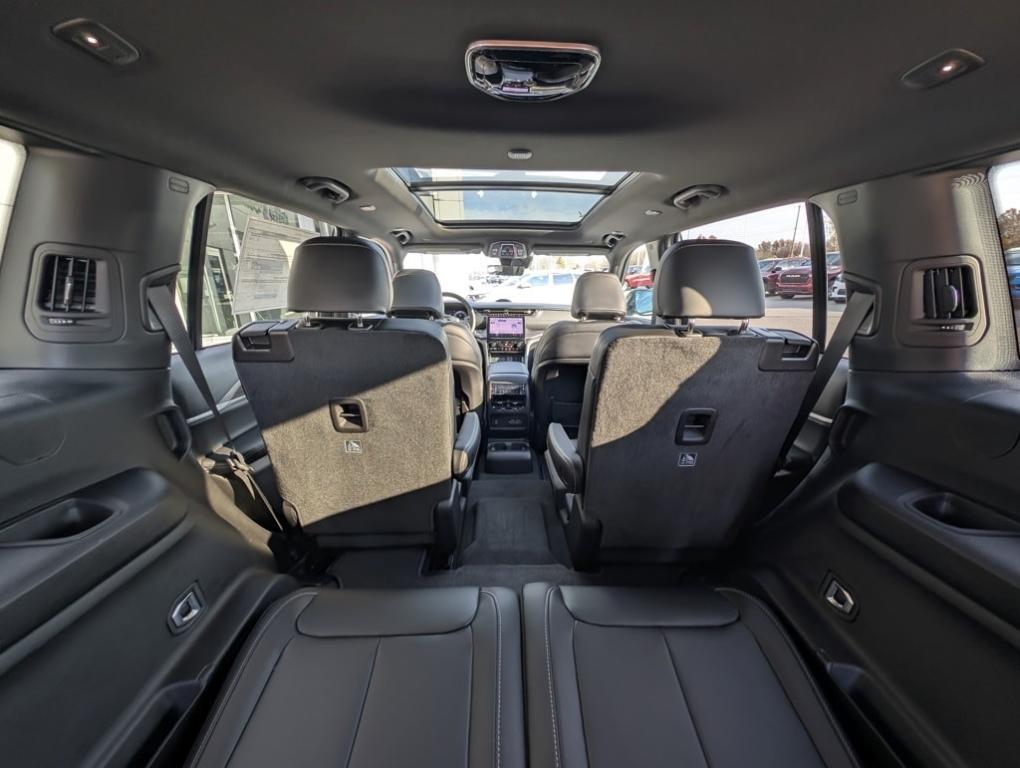 new 2025 Jeep Grand Cherokee L car, priced at $52,740