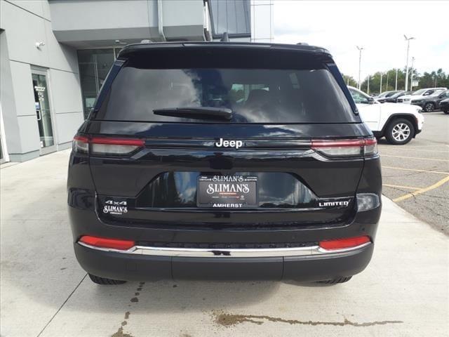 new 2025 Jeep Grand Cherokee car, priced at $41,295