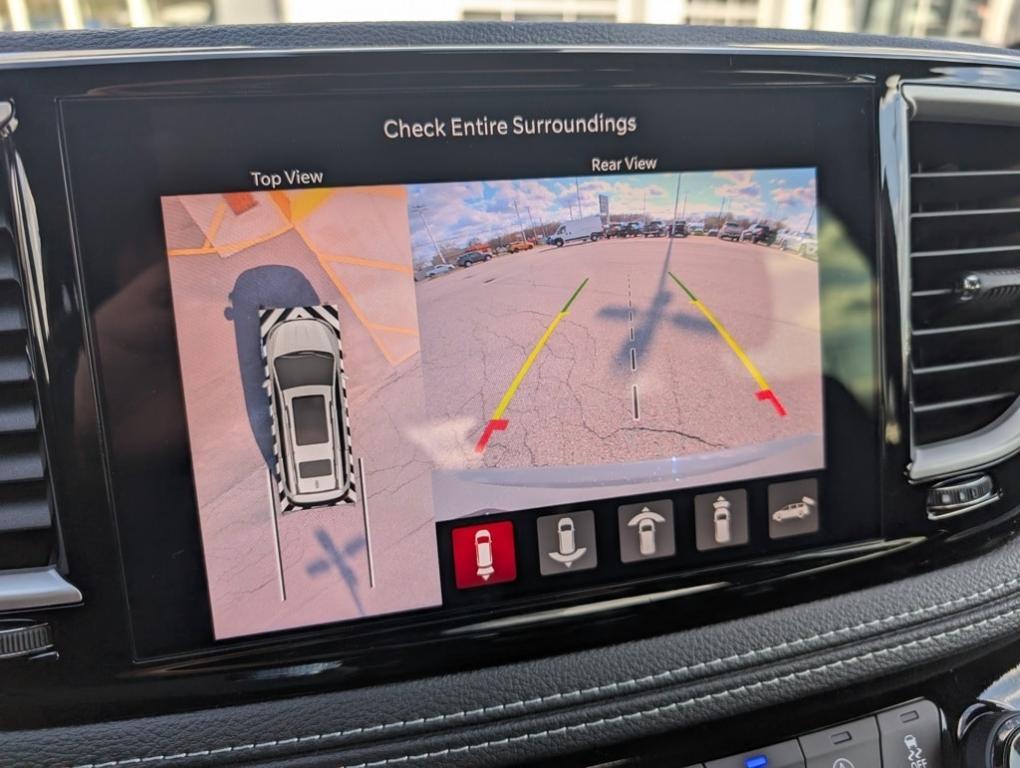 new 2025 Chrysler Pacifica car, priced at $43,527