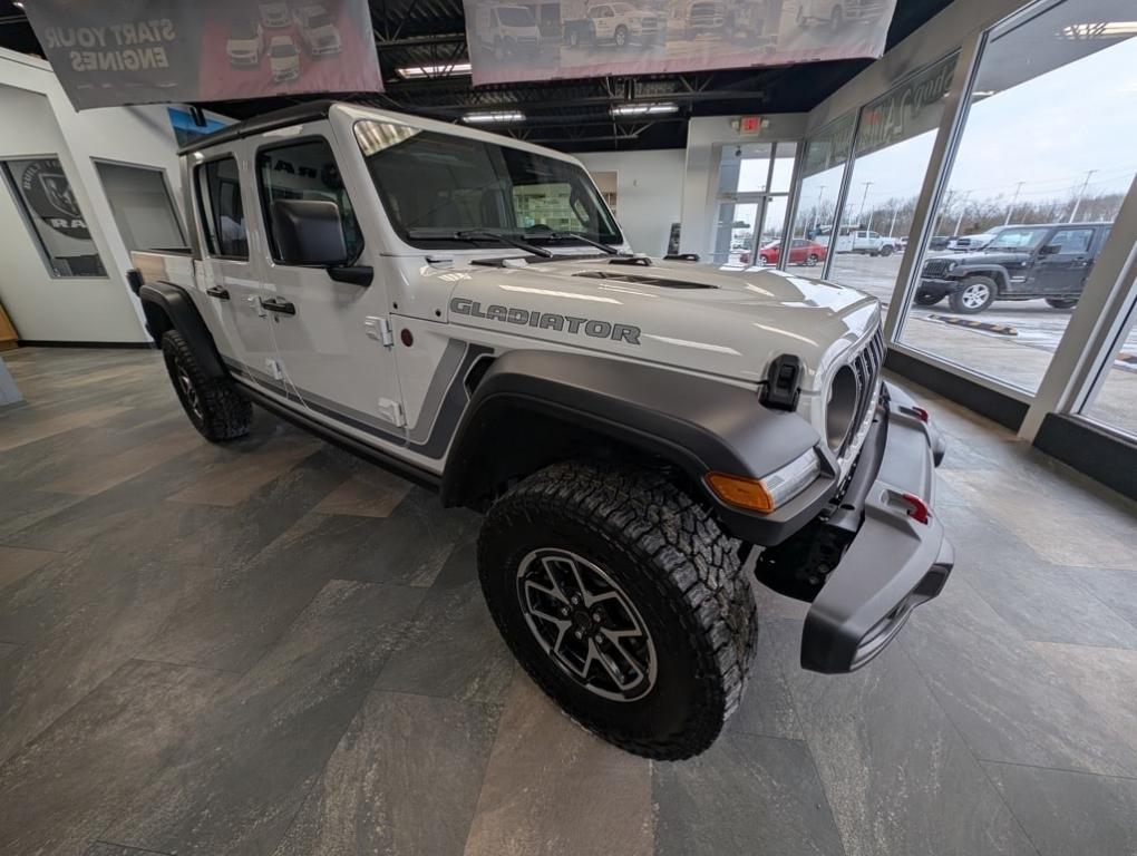 new 2025 Jeep Gladiator car, priced at $55,510