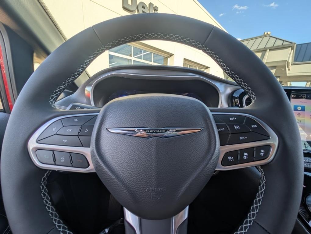 new 2026 Chrysler Pacifica car, priced at $44,680