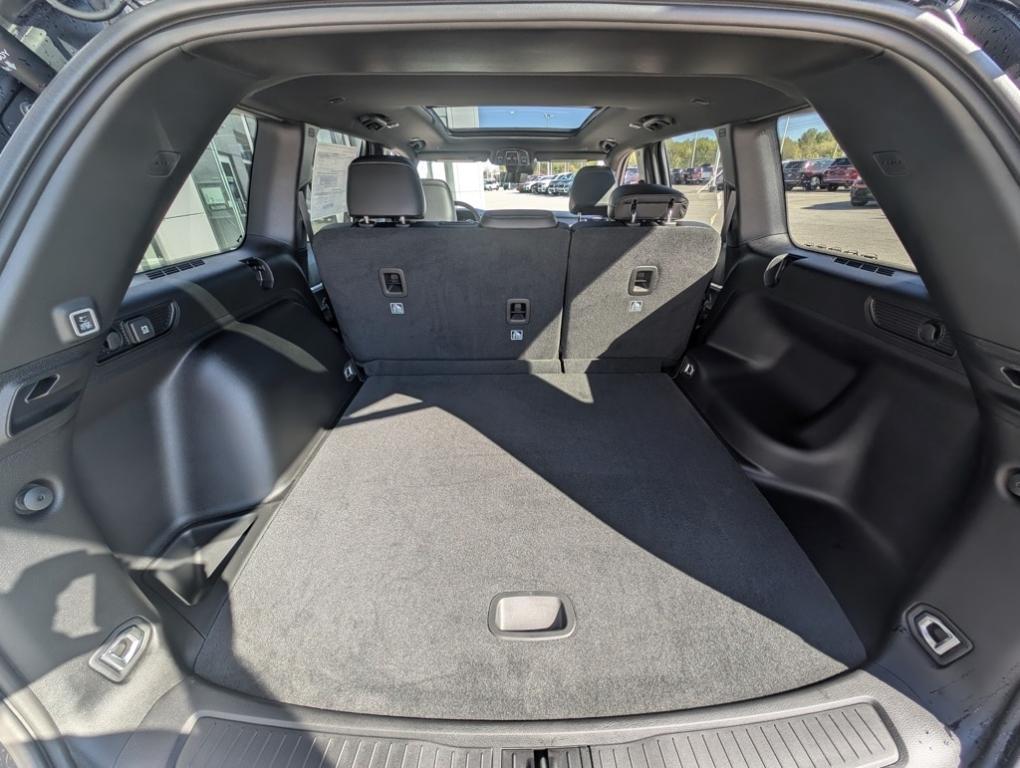 new 2025 Jeep Grand Cherokee car, priced at $47,760