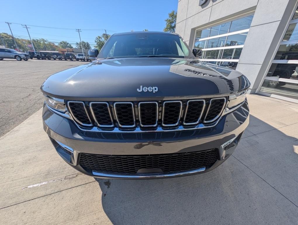 new 2025 Jeep Grand Cherokee car, priced at $47,760