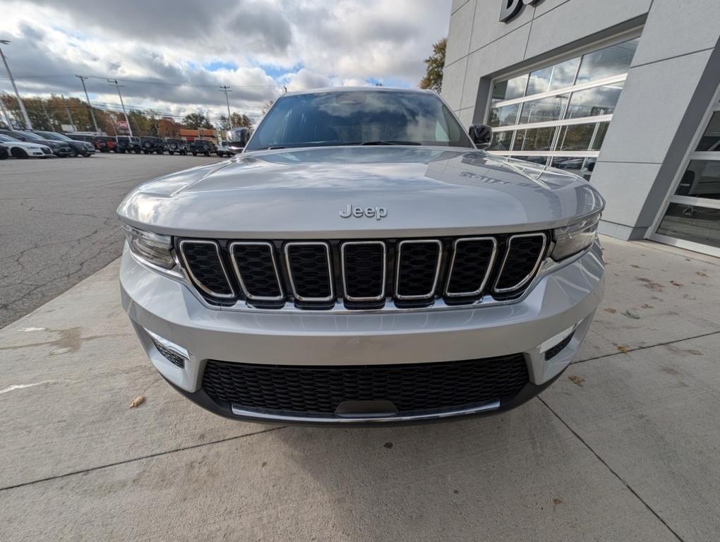 new 2025 Jeep Grand Cherokee car, priced at $47,760