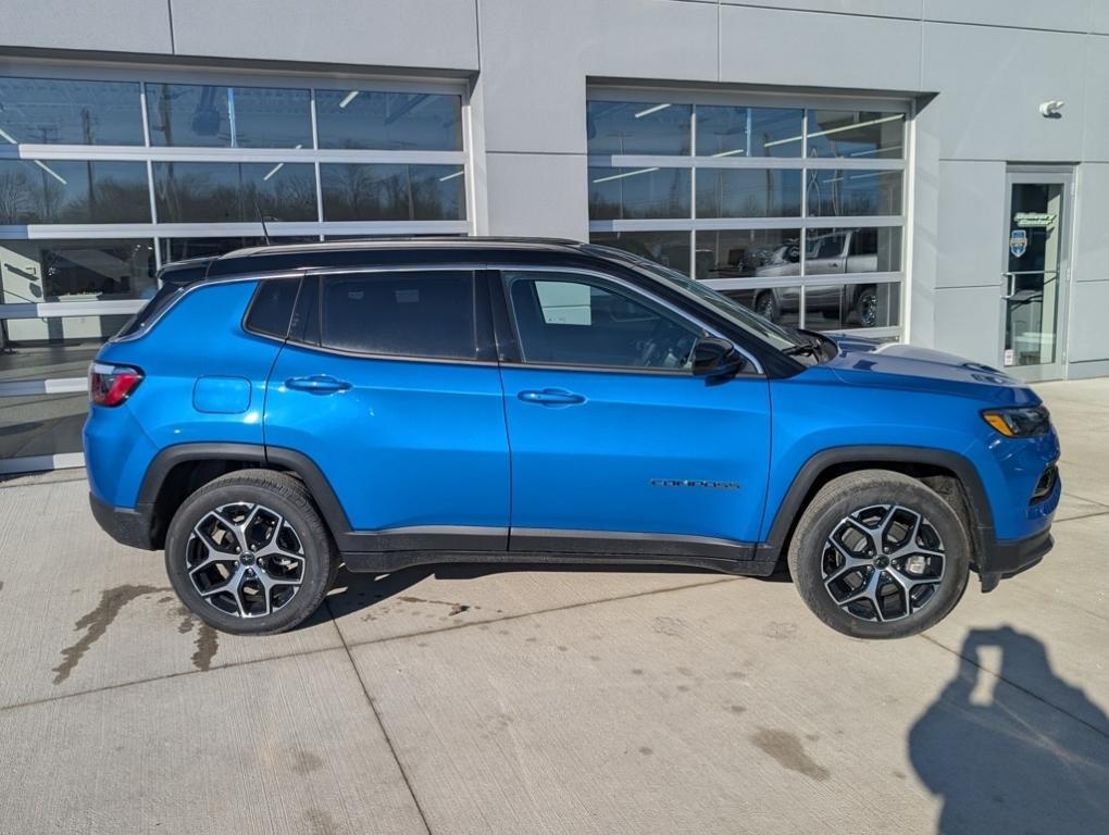 new 2025 Jeep Compass car, priced at $28,435