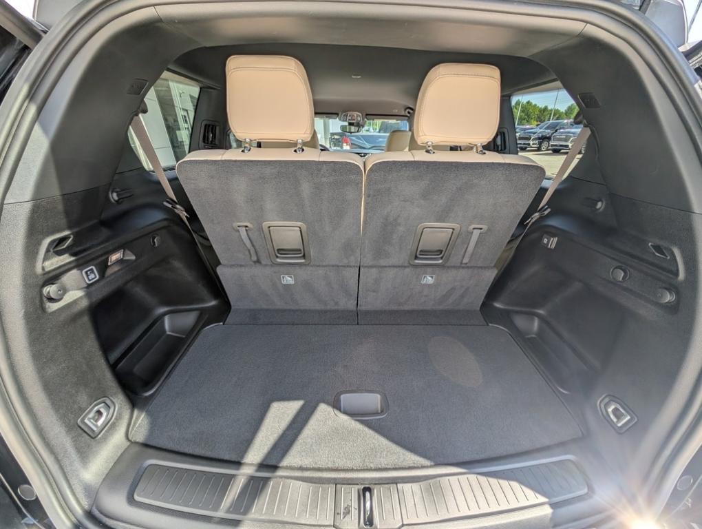 used 2023 Jeep Grand Cherokee L car, priced at $34,991