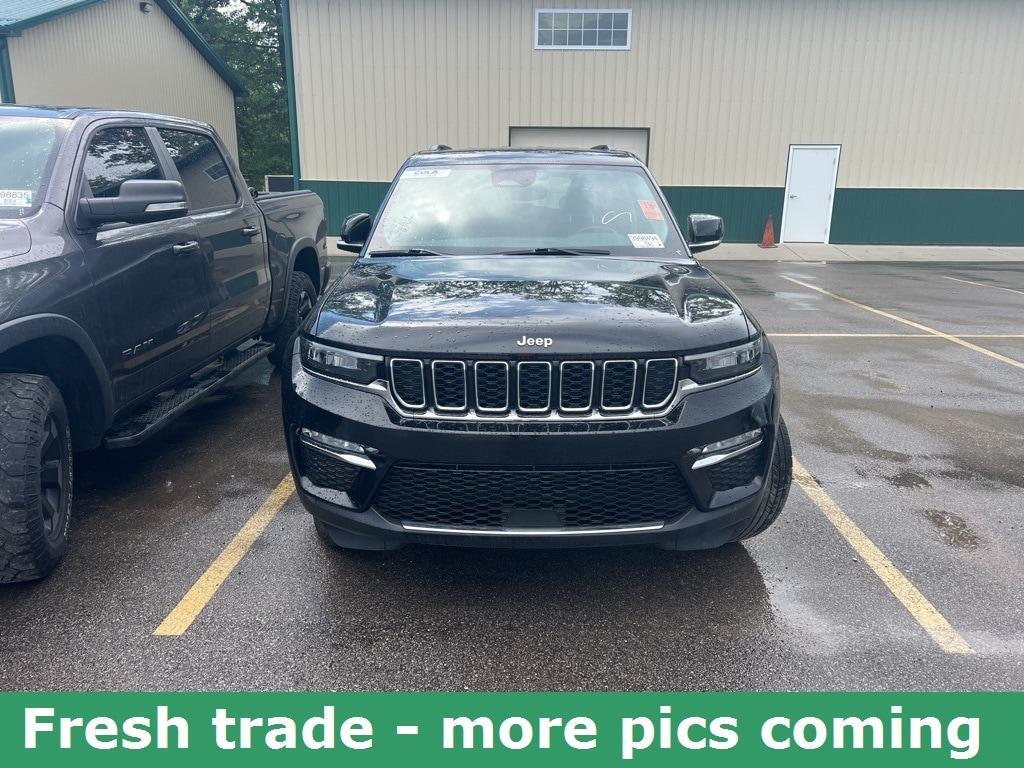 used 2022 Jeep Grand Cherokee car, priced at $32,991