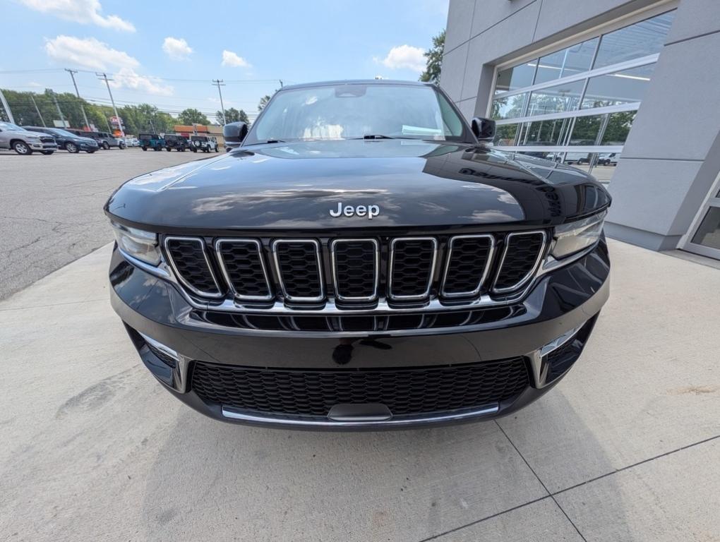 used 2022 Jeep Grand Cherokee car, priced at $30,000