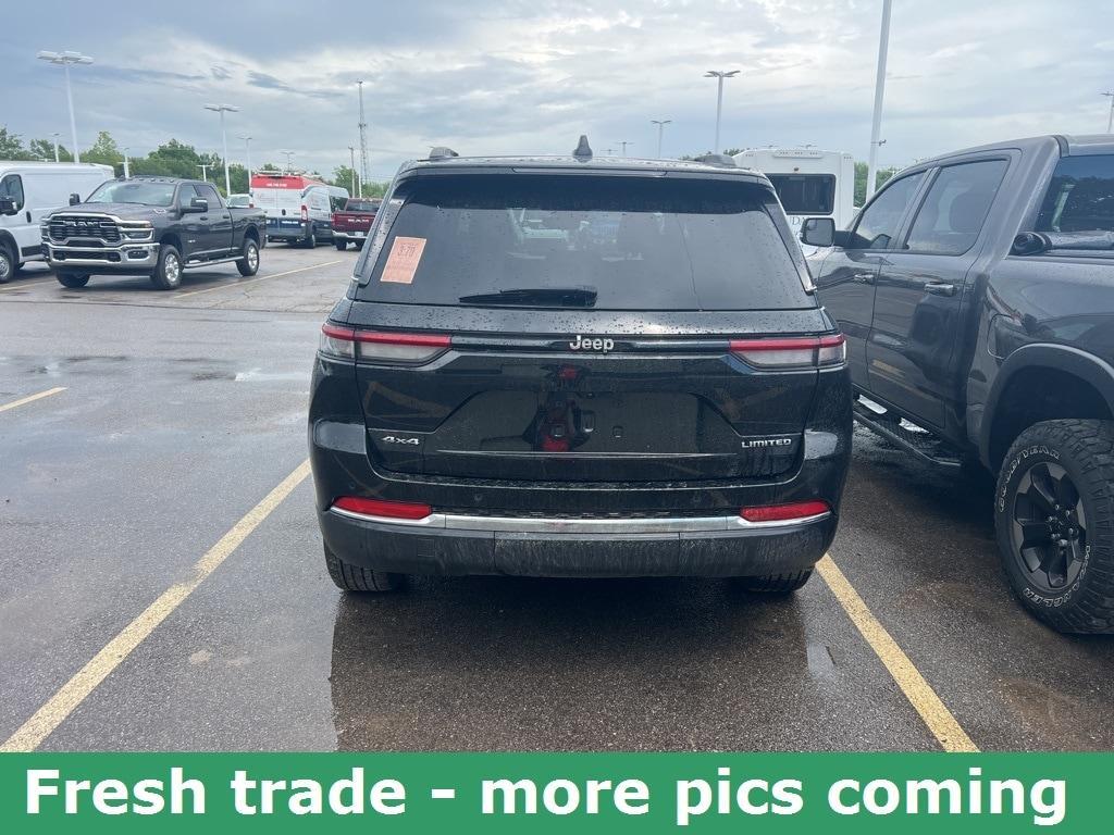 used 2022 Jeep Grand Cherokee car, priced at $32,991