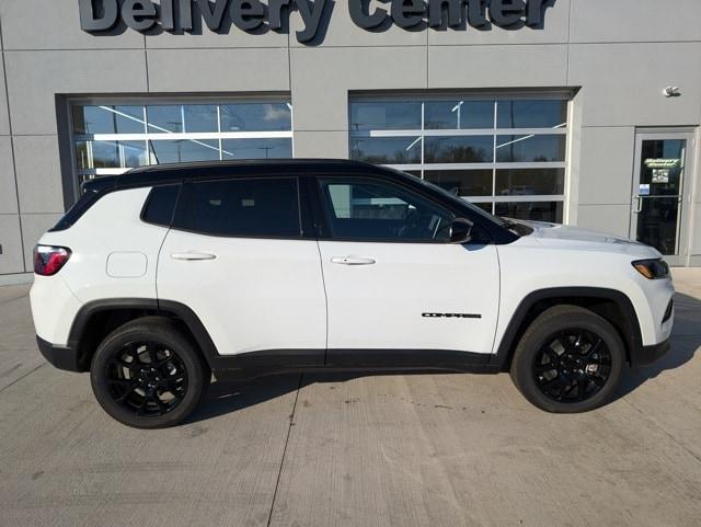 new 2024 Jeep Compass car, priced at $28,335