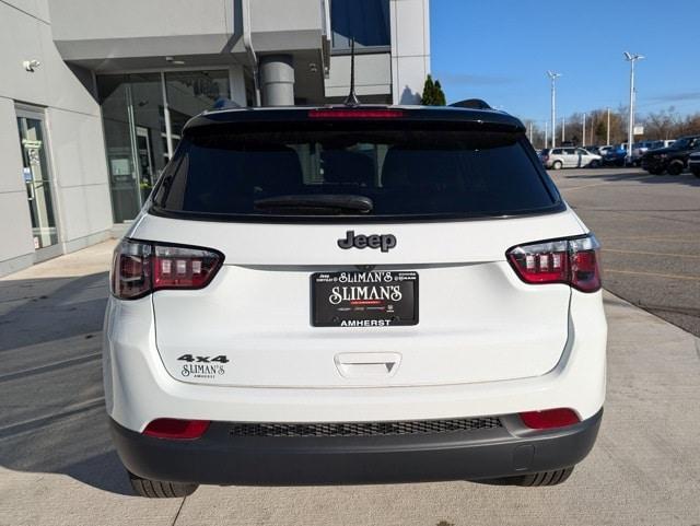 new 2024 Jeep Compass car, priced at $28,335