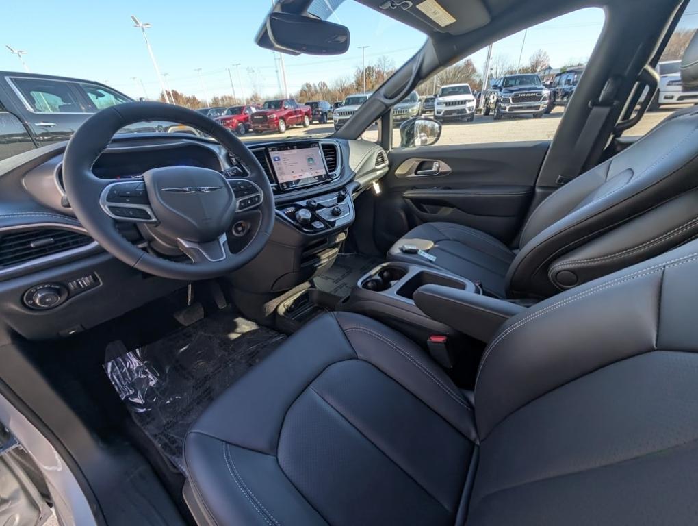 new 2026 Chrysler Pacifica car, priced at $42,860