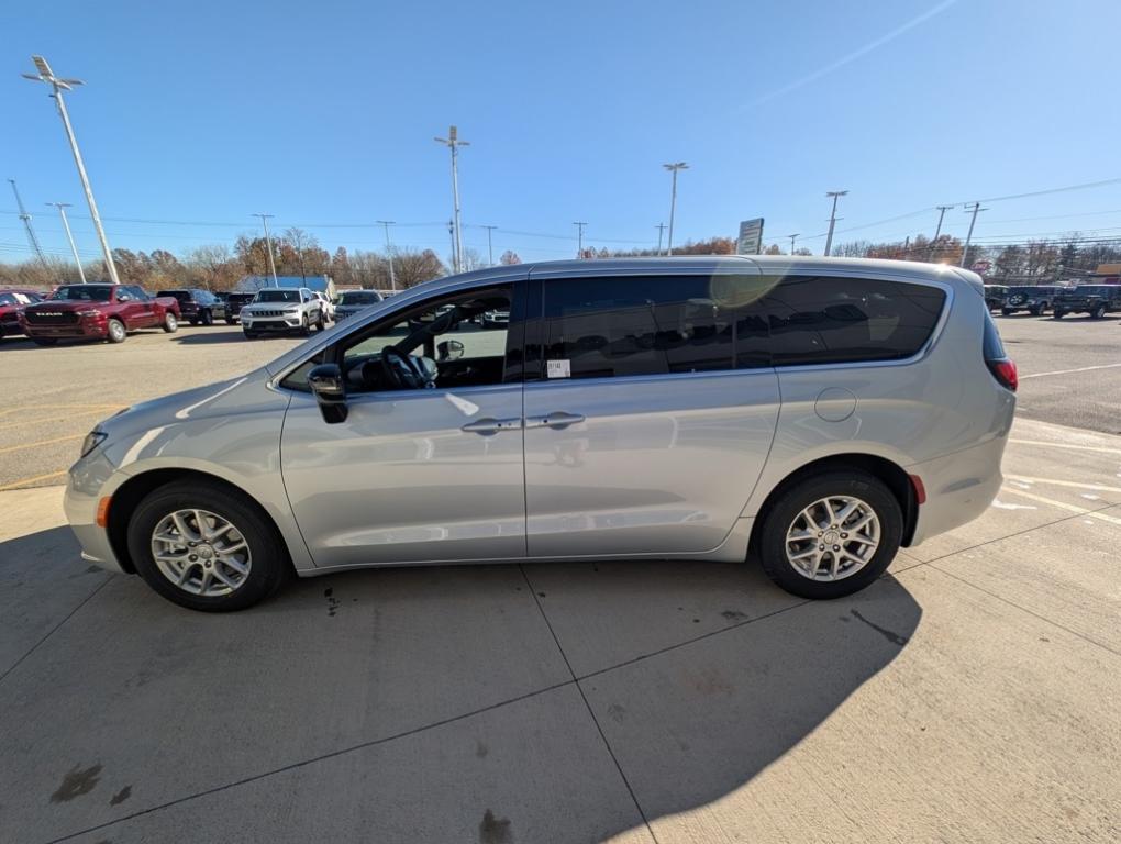 new 2026 Chrysler Pacifica car, priced at $42,860