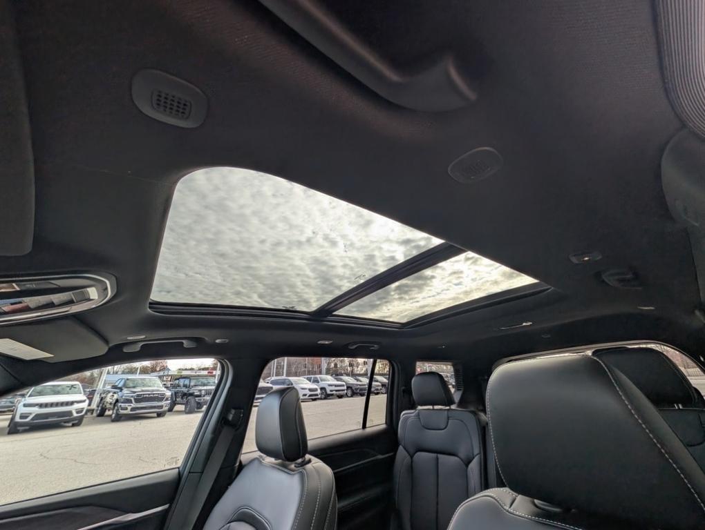 new 2025 Jeep Grand Cherokee L car, priced at $51,335