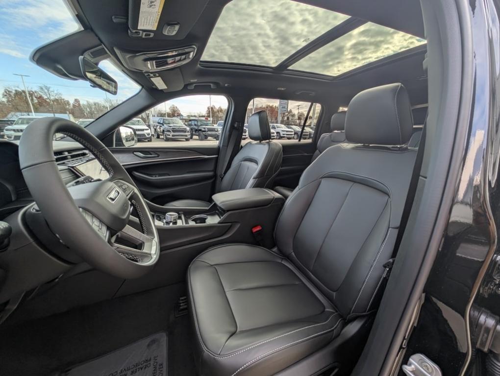 new 2025 Jeep Grand Cherokee L car, priced at $51,335