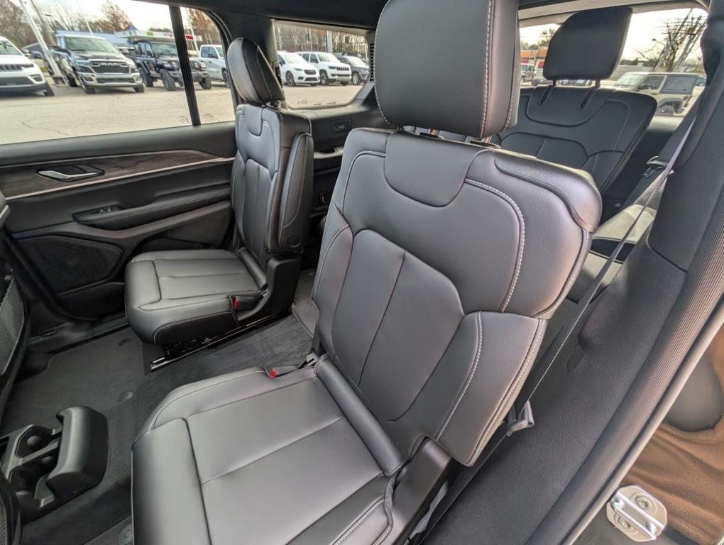 new 2025 Jeep Grand Cherokee L car, priced at $51,335