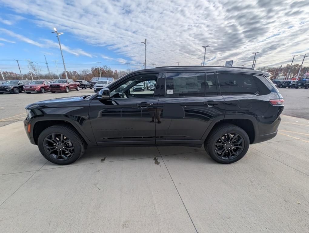 new 2025 Jeep Grand Cherokee L car, priced at $51,335