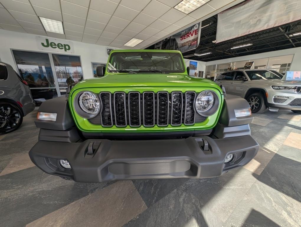 new 2025 Jeep Wrangler car, priced at $41,890