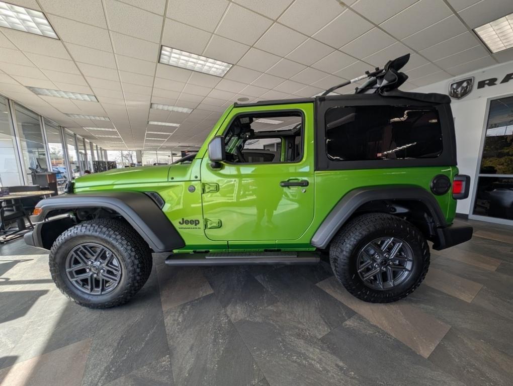 new 2025 Jeep Wrangler car, priced at $41,890