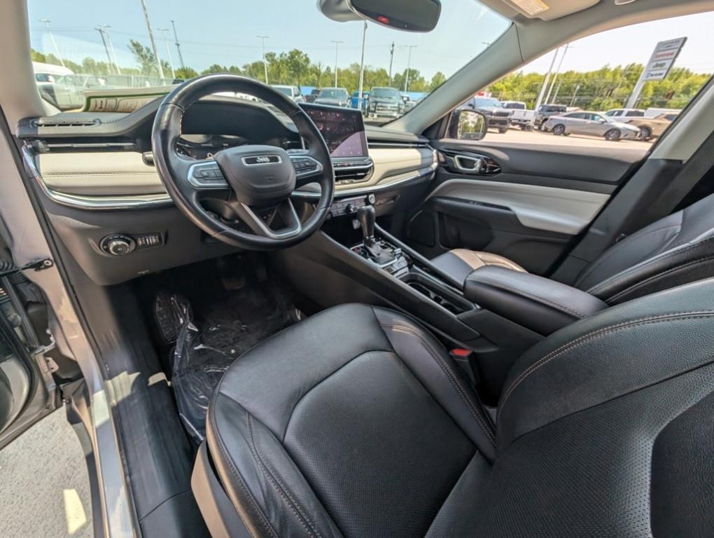 used 2022 Jeep Compass car, priced at $22,991