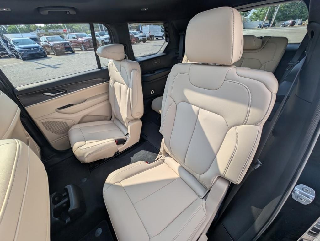 new 2025 Jeep Grand Cherokee L car, priced at $47,452