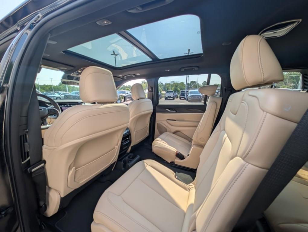 new 2025 Jeep Grand Cherokee L car, priced at $47,452
