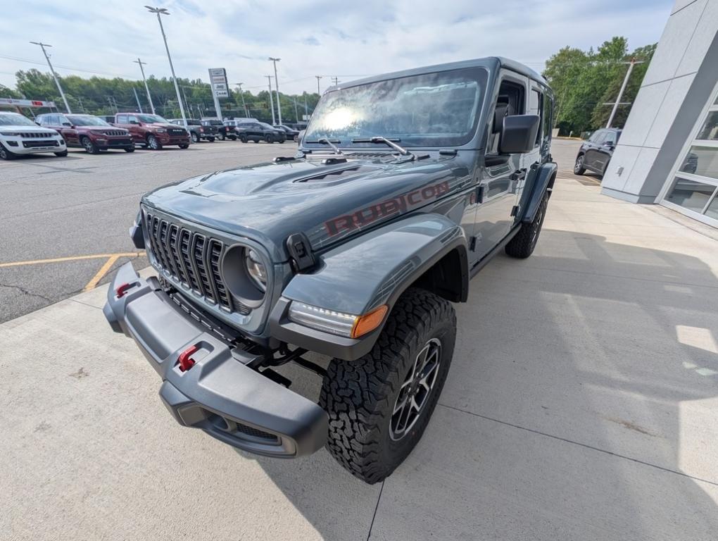 new 2025 Jeep Wrangler car, priced at $57,757