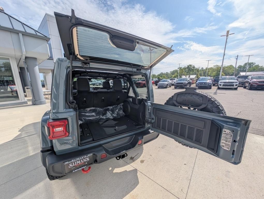 new 2025 Jeep Wrangler car, priced at $57,757