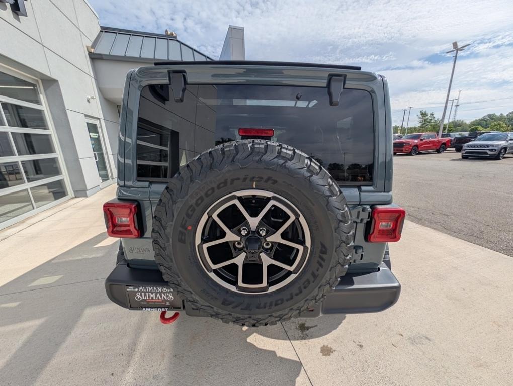new 2025 Jeep Wrangler car, priced at $57,757